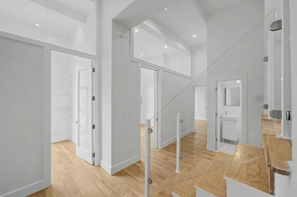 2 bed apartment at 220 East 22nd Street, Unit 3U, Gramercy Park, photo 9 of 19
