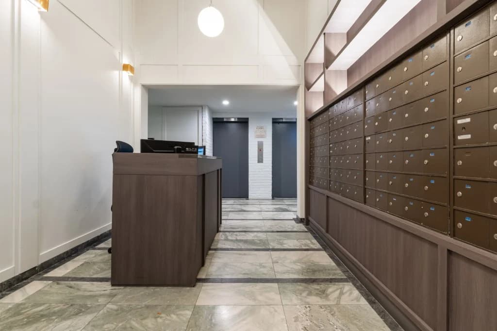 2 bed apartment at 220 East 22nd Street, Unit 3U, Gramercy Park, photo 16 of 19
