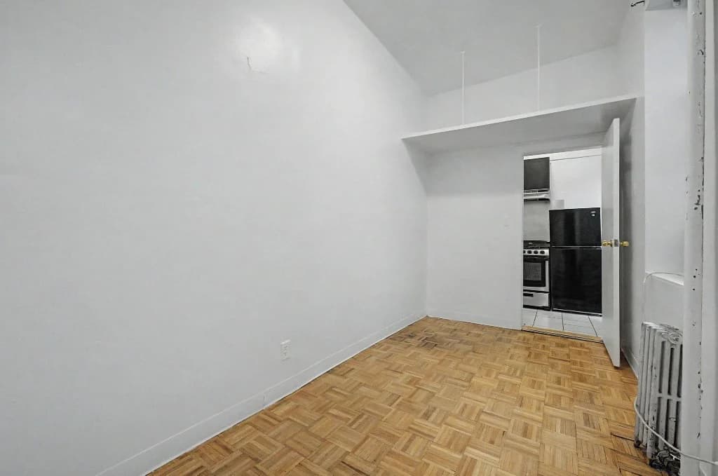 1 bed apartment at 90 Stanton Street, Unit 1D, Lower East Side, photo 5 of 10