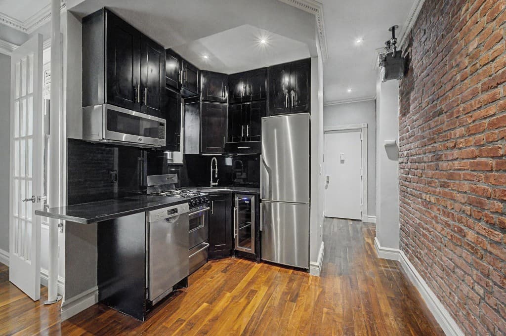 1 bed apartment at 20 Prince Street, Unit 017, Nolita, photo 1 of 8