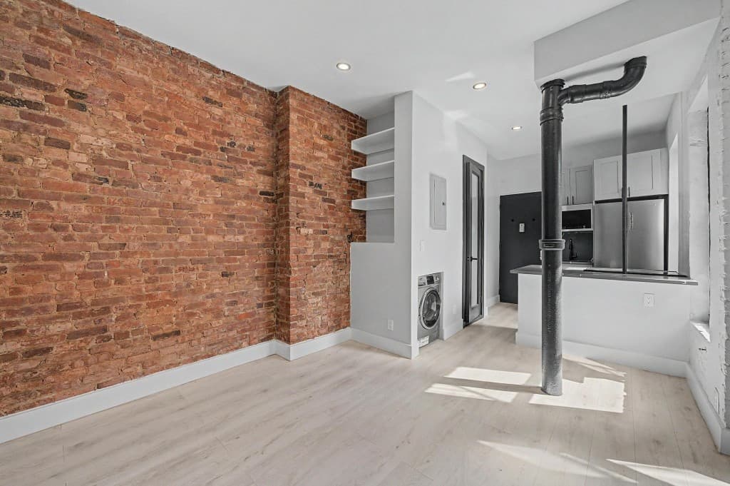 1 bed apartment at 20 Prince Street, Unit 36, Nolita, photo 8 of 8