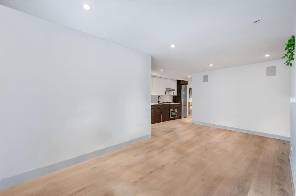 68 North 8th St., photo 5