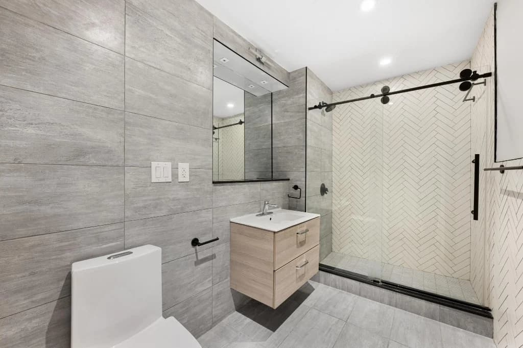 3 bed apartment at 68 North 8th St., Unit 3F, Williamsburg, photo 9 of 10