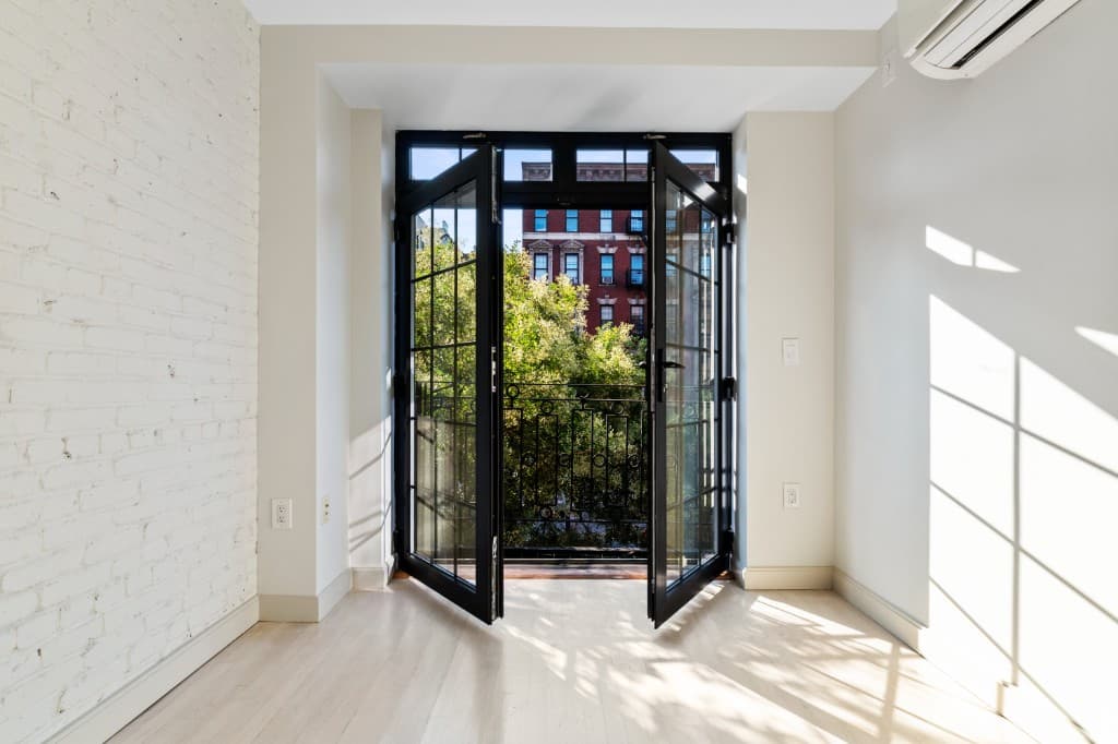 3 bed apartment at 152 Second Avenue, Unit 4A, East Village, photo 2 of 9