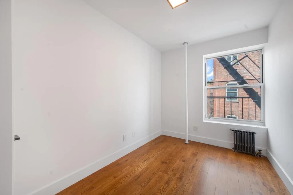 3 bed apartment at 629 East 5th Street, Unit 10, East Village, photo 4 of 10