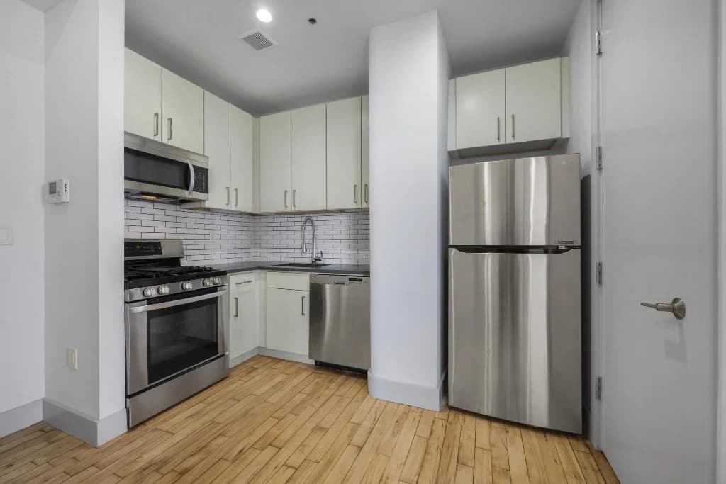 2 bed apartment at 1381 Myrtle Avenue, Unit 2E, Bushwick, photo 1 of 12