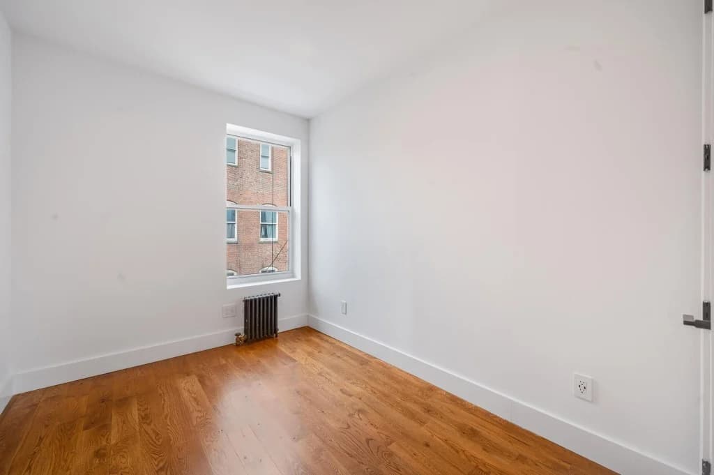 3 bed apartment at 629 East 5th Street, Unit 20, East Village, photo 9 of 10
