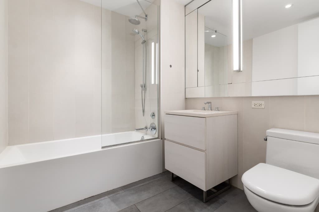 Studio apartment at 430 Albee Square, Unit 5E, Downtown Brooklyn, photo 4 of 7