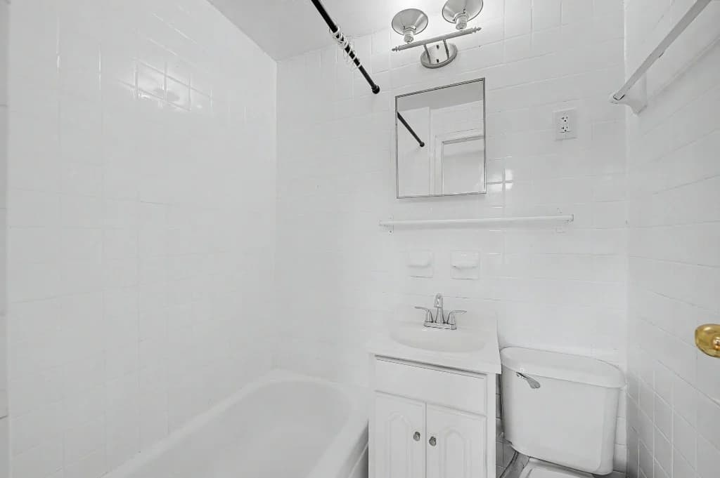 1 bed apartment at 90 Stanton Street, Unit 5D, Lower East Side, photo 7 of 11