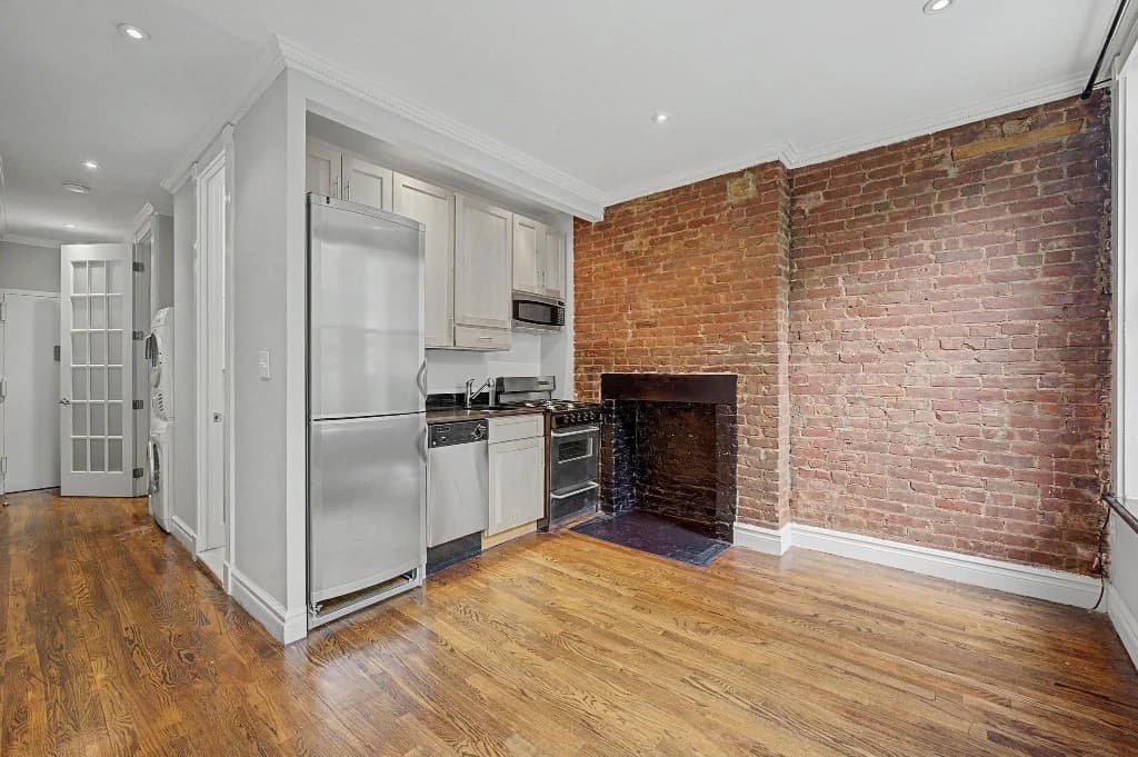 1 bed apartment at 221 Mott St, Unit 7, Nolita, photo 3 of 9