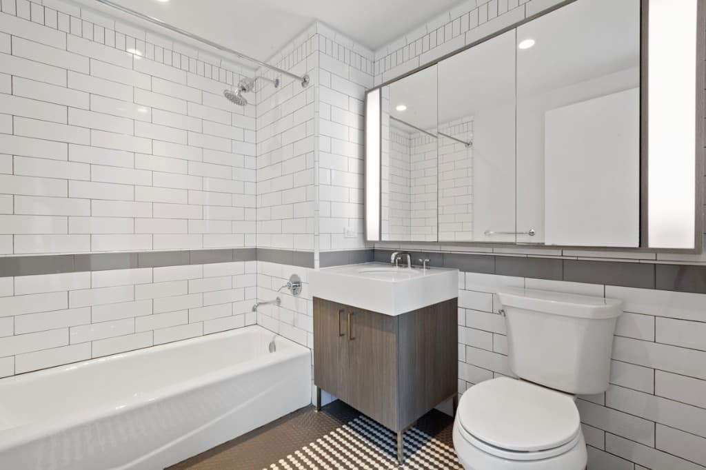Studio apartment at 515 West 38th Street, Unit 28A, Hudson Yards, photo 11 of 22