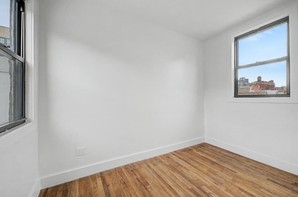 3 bed apartment at 221 Mott St, Unit PHB, Nolita, photo 10 of 14