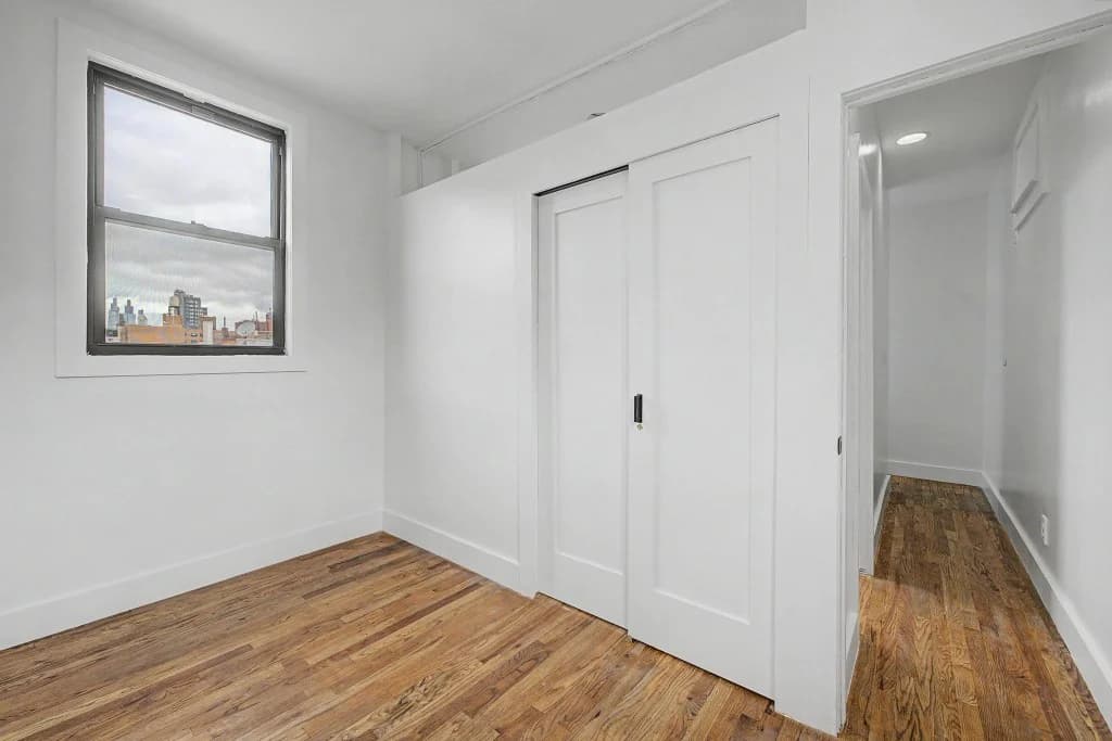 3 bed apartment at 221 Mott St, Unit PHB, Nolita, photo 9 of 14
