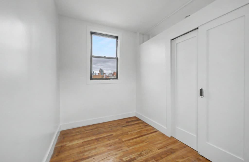 3 bed apartment at 221 Mott St, Unit PHB, Nolita, photo 7 of 14