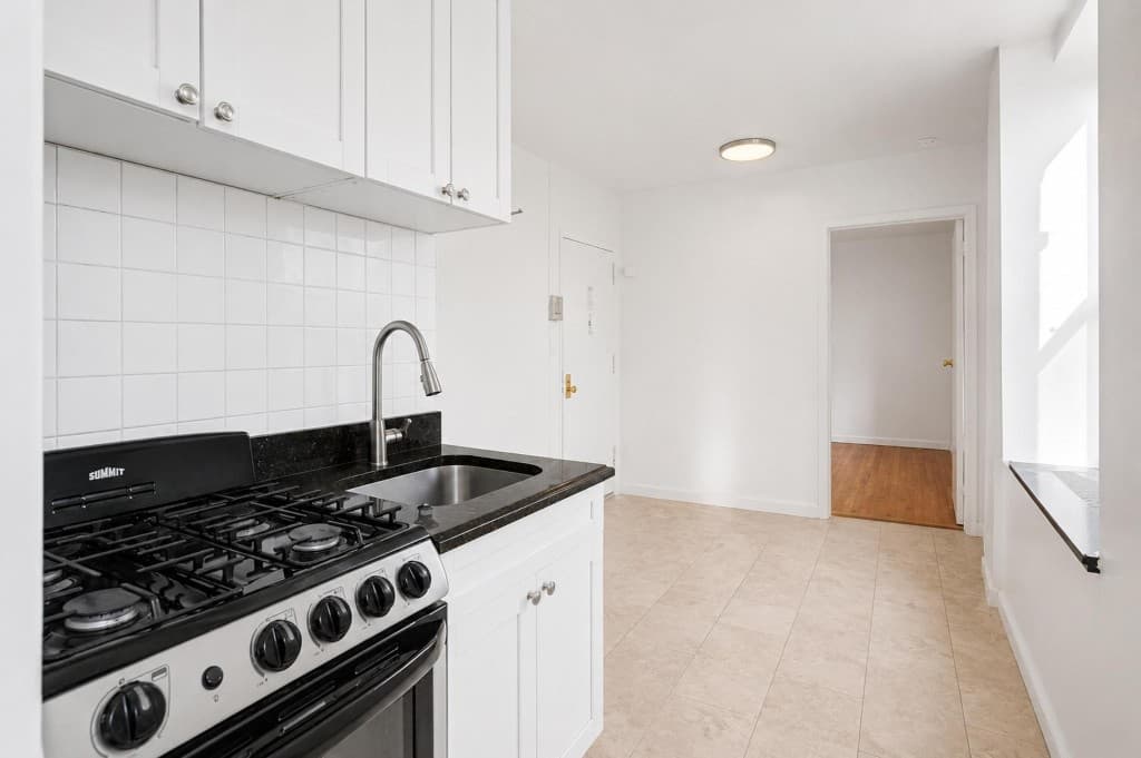 2 bed apartment at 90 Stanton Street, Unit 5A, Lower East Side, photo 1 of 13
