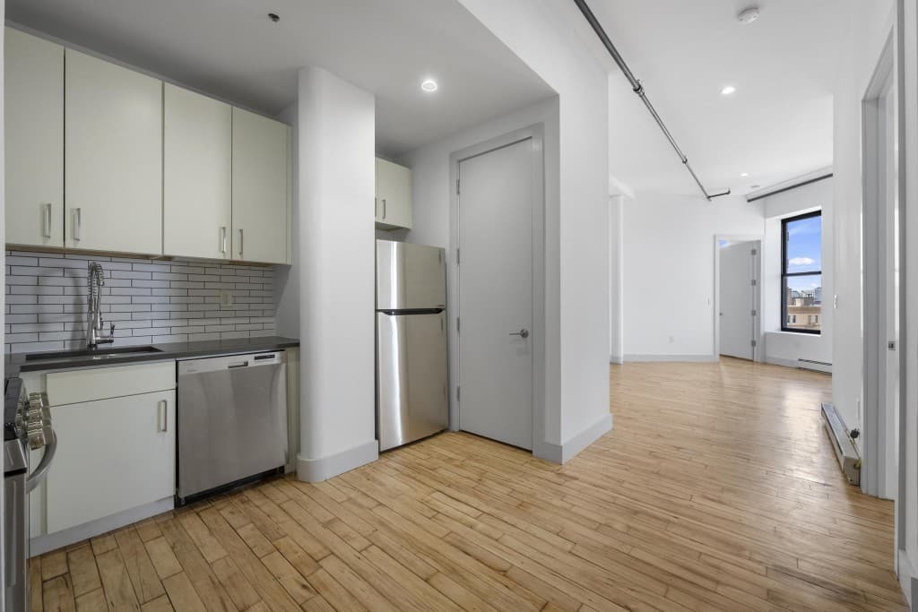 3 bed apartment at 1381 Myrtle Avenue, Unit 2C, Bushwick, photo 2 of 14