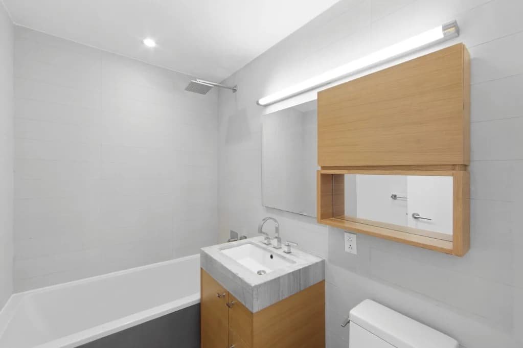 1 bed apartment at 150 Fourth Avenue, Unit 2H, Park Slope, photo 9 of 16