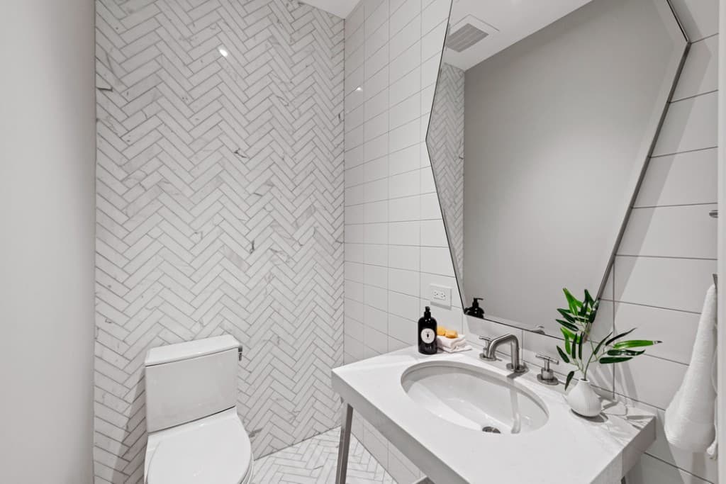 2 bed apartment at 11 GREENE STREET, Unit 2D, SoHo, photo 12 of 14