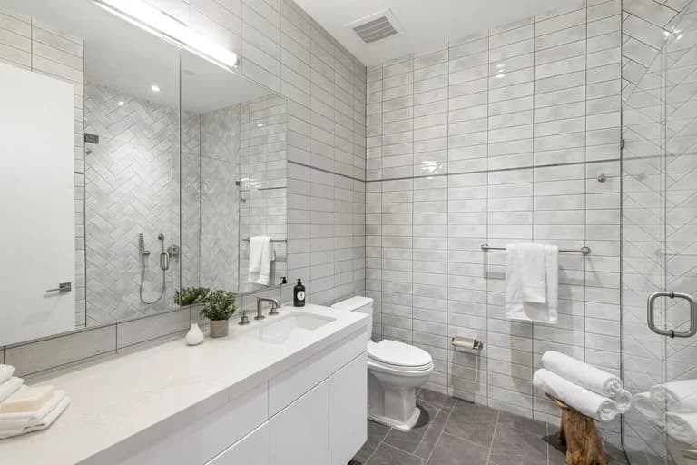 1 bed apartment at 11 GREENE STREET, Unit 3C, SoHo, photo 9 of 11