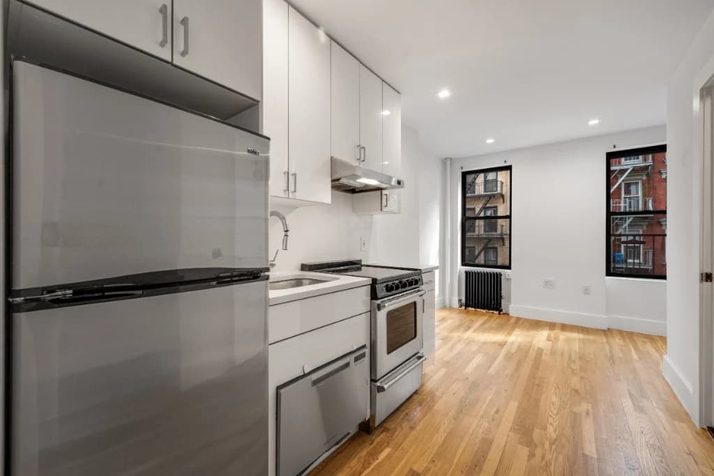 437 East 9th Street