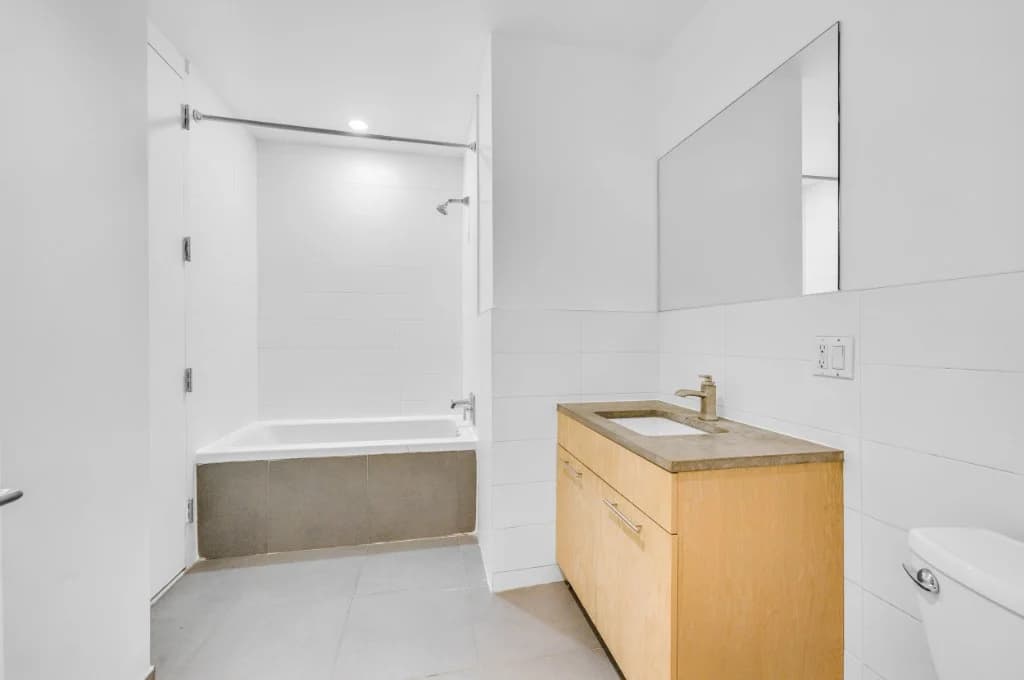1 bed apartment at 185 South 4th Street, Unit 6B, Williamsburg, photo 7 of 11