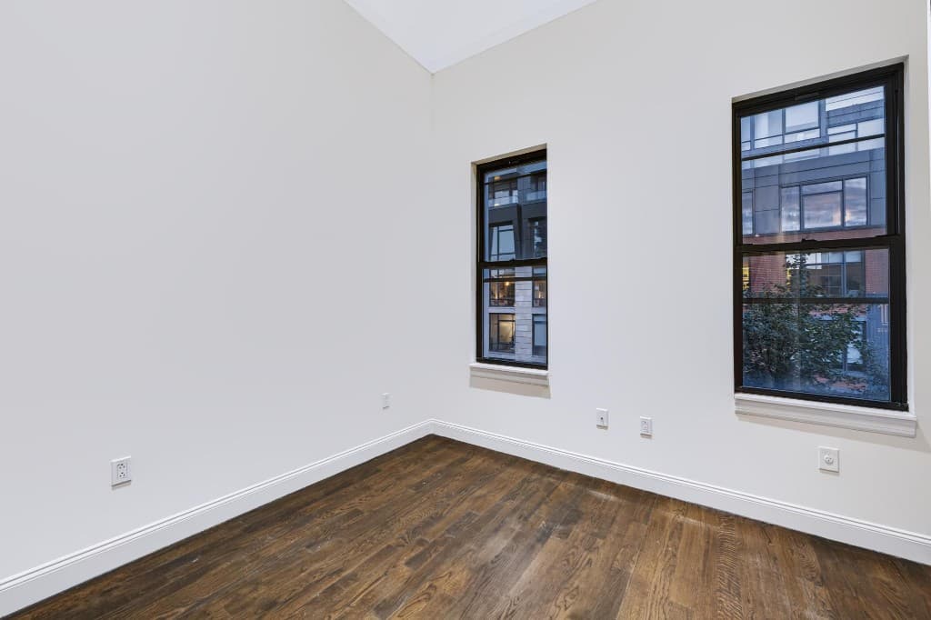 2 bed apartment at 106 Bedford Avenue, Unit 4L, Williamsburg, photo 7 of 12