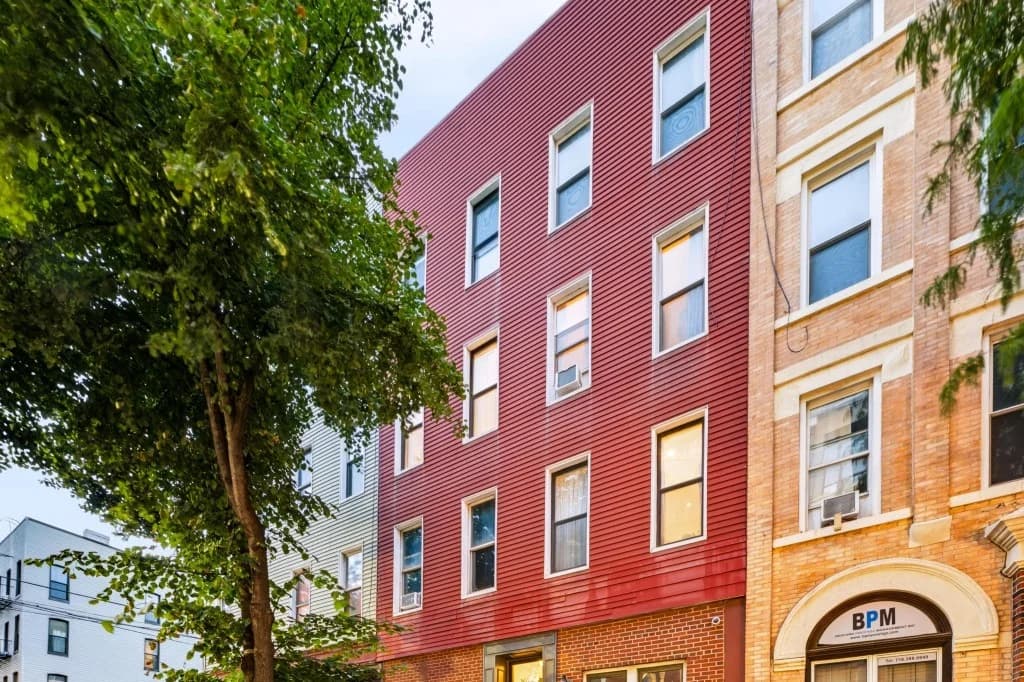 2 bed apartment at 106 Bedford Avenue, Unit 4L, Williamsburg, photo 12 of 12