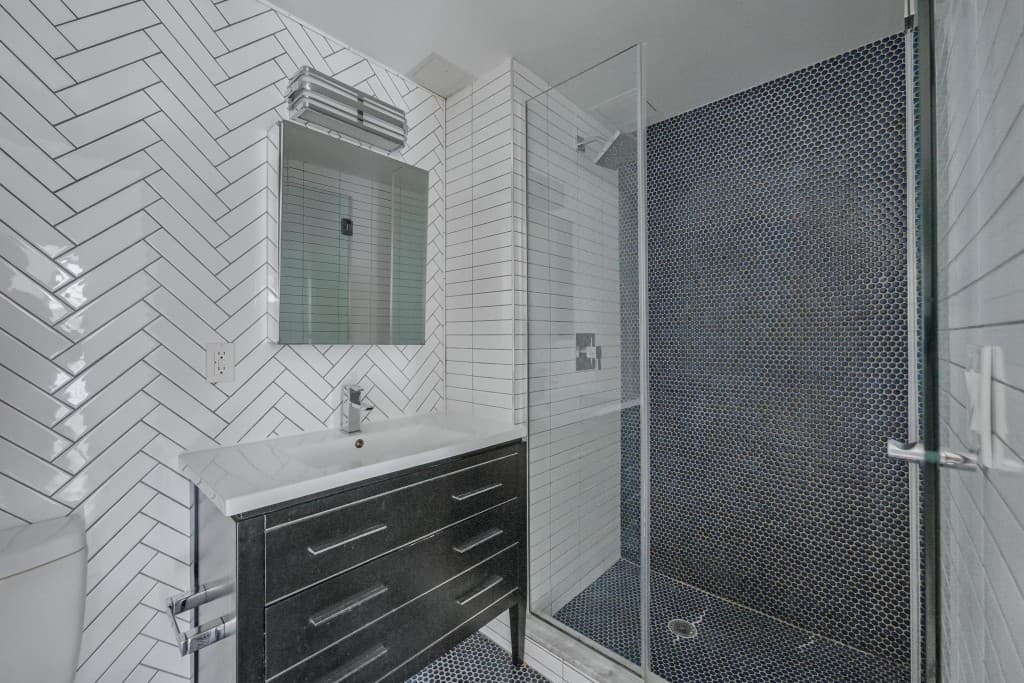 2 bed apartment at 152 Second Avenue, Unit 2A, East Village, photo 9 of 9
