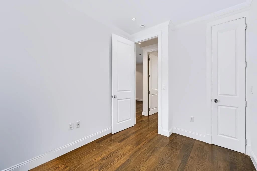 4 bed apartment at 329 Union Street, Unit 2E, Carroll Gardens, photo 6 of 14