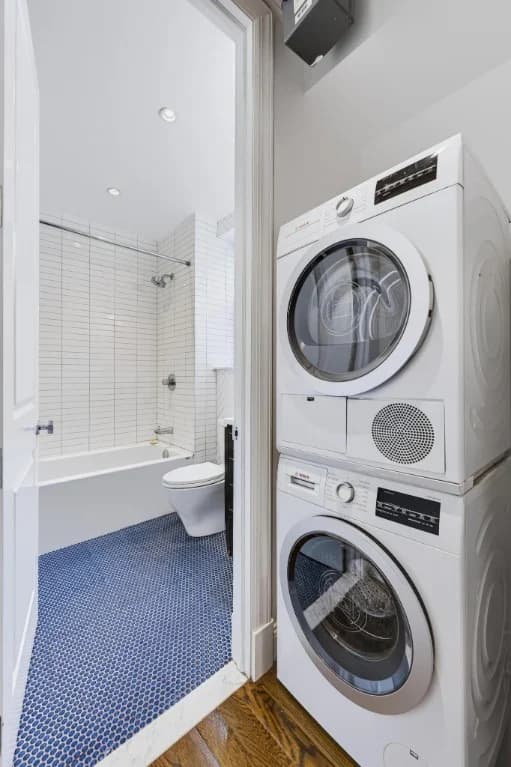4 bed apartment at 329 Union Street, Unit 2E, Carroll Gardens, photo 8 of 14