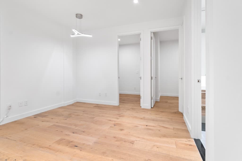 503 West 22nd Street, photo 5