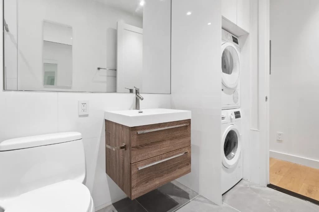 3 bed apartment at 503 West 22nd Street, Unit 5WO, Chelsea, photo 9 of 10