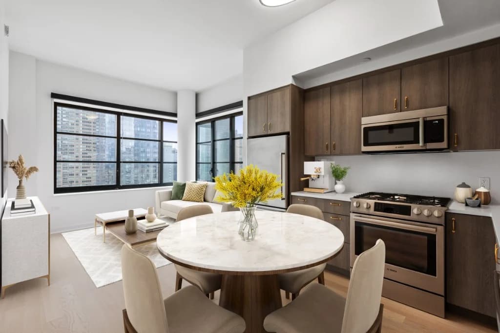 1 bed apartment at 515 West 38th Street, Unit 23J, Hudson Yards, photo 2 of 16
