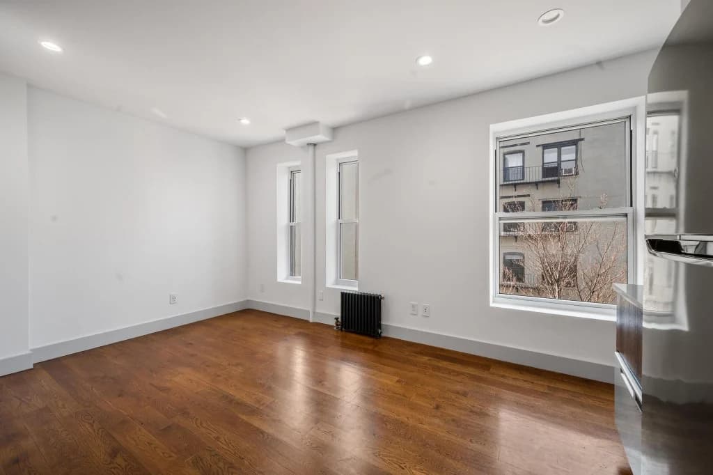 1 bed apartment at 629 East 5th Street, Unit 11, East Village, photo 3 of 9