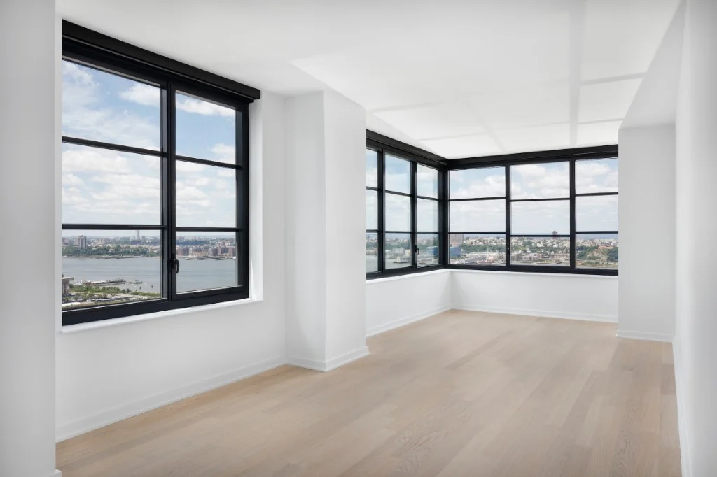 2 bed apartment at 515 West 38th Street, Unit PH3B, Hudson Yards, photo 2 of 16