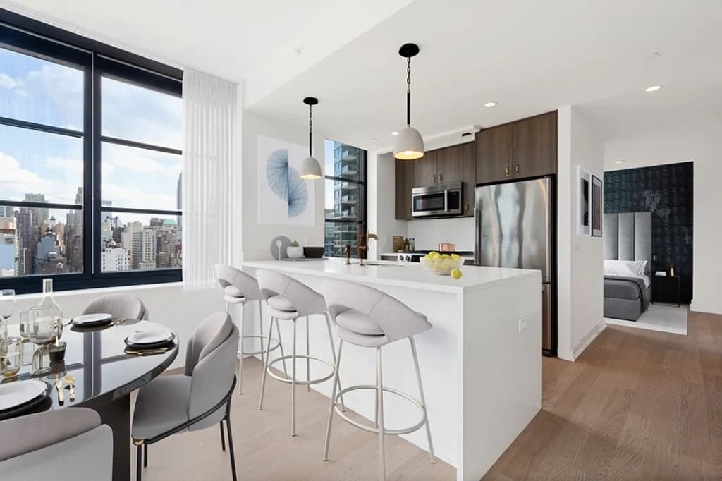 Studio apartment at 515 West 38th Street, Unit 24A, Hudson Yards, photo 2 of 22