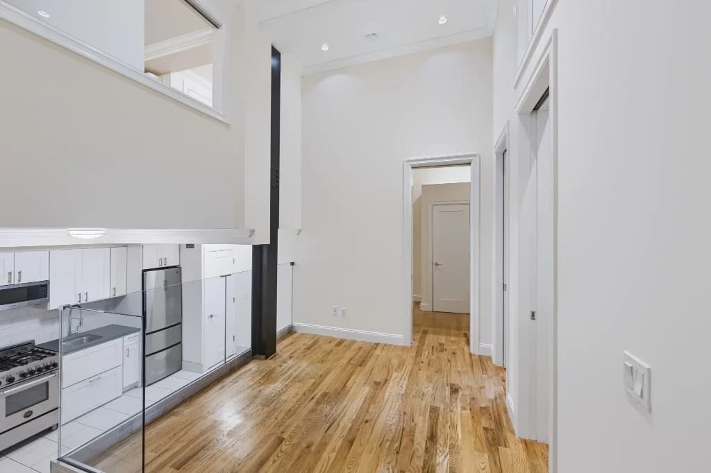 2 bed apartment at 210 East 22nd Street, Unit 0GLC, Gramercy Park, photo 3 of 15