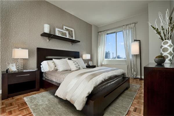 1 bed apartment at 560 West 43rd Street, Unit 22E, Hell's Kitchen, photo 3 of 8