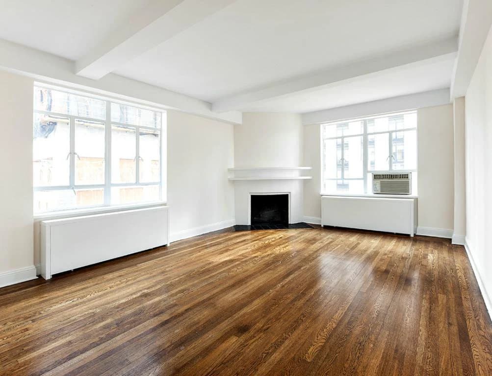 1 bed apartment at 240 Central Park South, Unit 18E, Upper East Side, photo 5 of 7