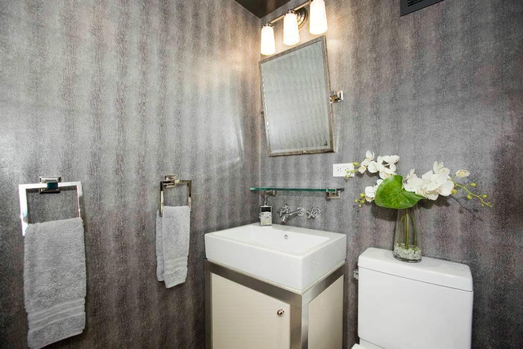 2 bed apartment at 160 Central Park South, Unit 1005, Midtown West, photo 7 of 8