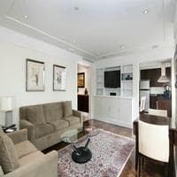 160 Central Park South, photo 2