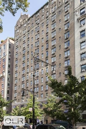 45 West 81st Street, photo 4