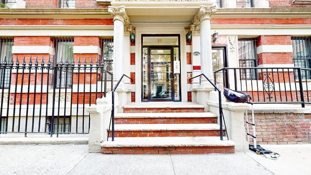 1 Bed apartment at 18 West 108th Street, Unit 5A, Upper West Side, photo 1 of 1