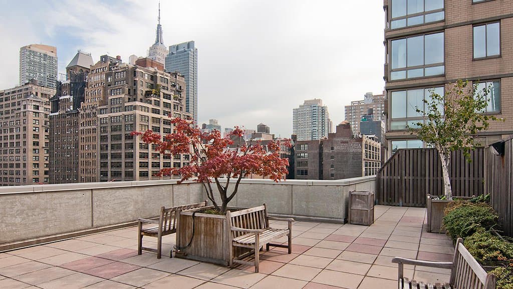 200 West 26th Street, photo 4