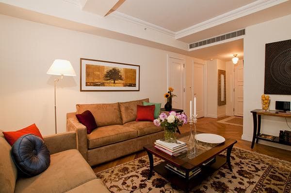 1 bed apartment at 160 Central Park South, Unit 1717, Midtown West, photo 2 of 6