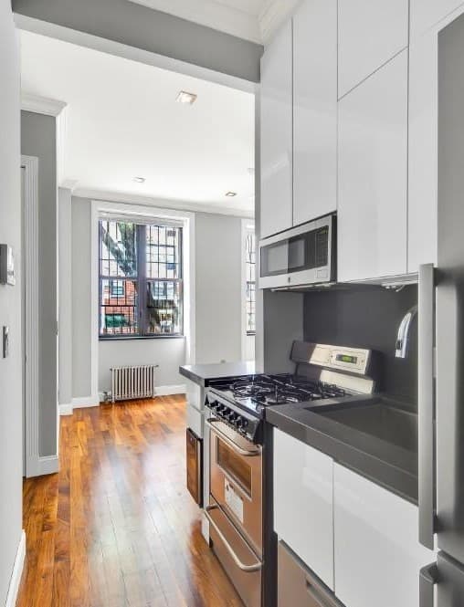 2 bed apartment at 329 East 58th Street, Unit A, Midtown East, photo 7 of 9