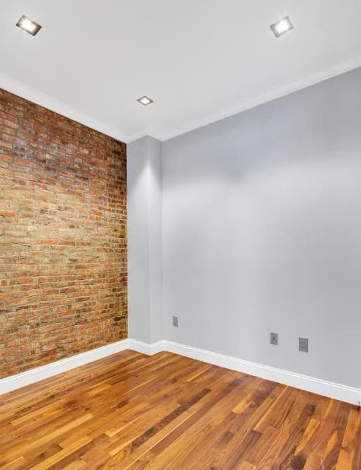 329 East 58th Street, photo 4