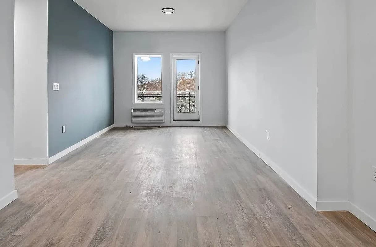2 bed apartment at 2733 East 12th Street, Unit 3F, Brighton Beach, photo 5 of 11