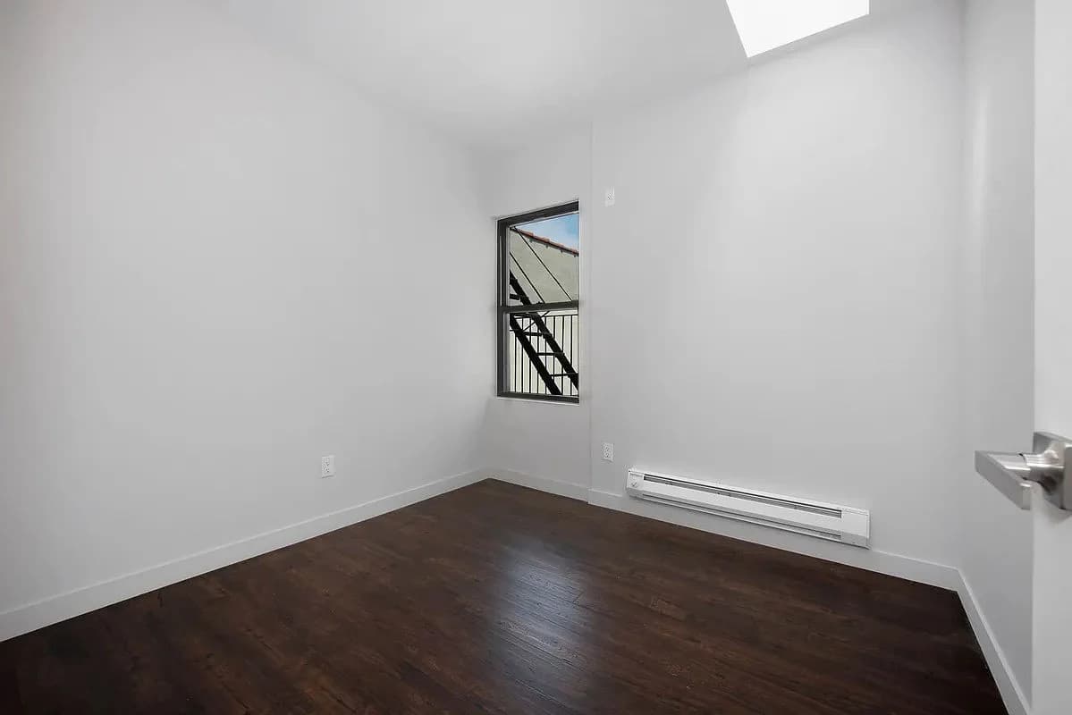 171 Attorney Street, photo 2