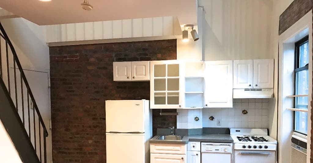 234 Mott St, photo 4
